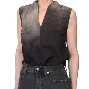 Elie Tahari Silk Sleeveless Gray Top